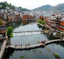 潮州长沙旅游攻略(长沙旅游攻略景点必去二日游)