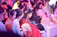 潮州汉服模特兼职(想做汉服模特去哪里找)