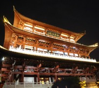 潮州长沙旅游攻略(长沙旅游攻略景点必去长沙美食街)