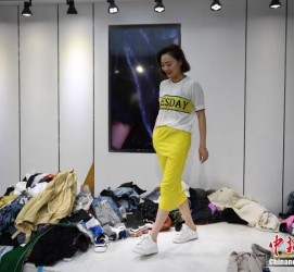 潮州兼职模特试衣服(兼职做试衣模特好吗)