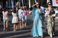 潮州上海商务伴游男雇用(上海雇用高端伴游一天20万)