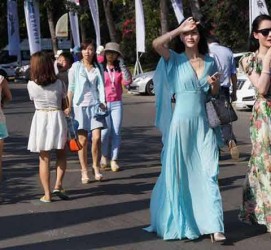 潮州上海商务伴游男雇用(上海雇用高端伴游一天20万)