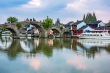 潮州上海旅游攻略(上海旅游攻略手抄报)