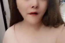 潮州美院系花兼职死商务模特(美院系花兼职商务模特第2部一边看球一边玩)