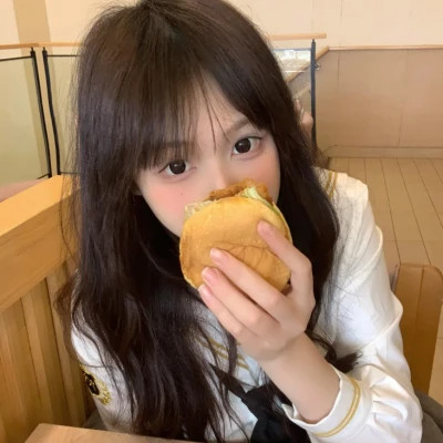 潮州伴游女生李心怡的资料