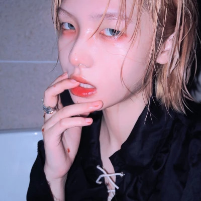 潮州伴游女生樱花漫舞的资料