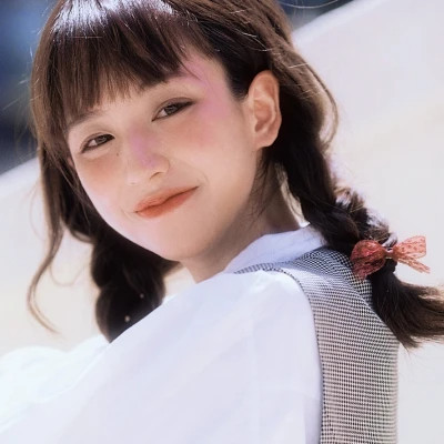潮州伴游女生郑晓晴的资料